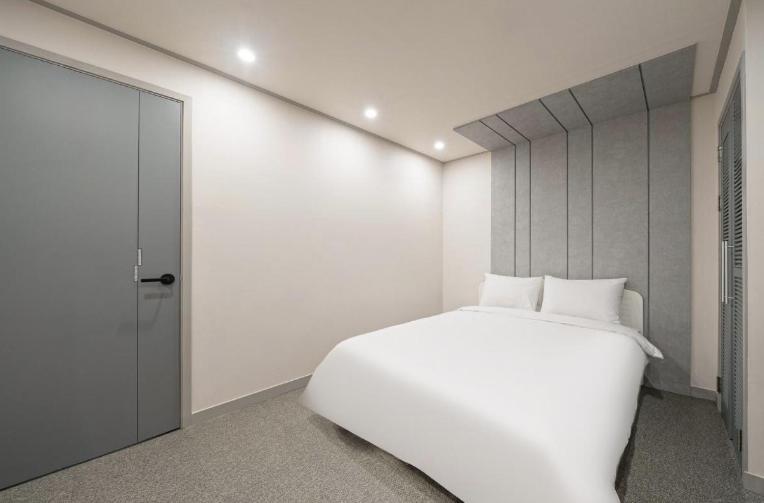 Hotel Haru Seogwipo Exteriör bild